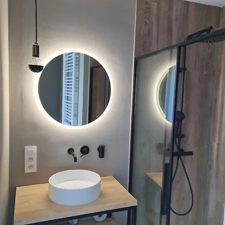 Snooze Bed & Breakfast 4*