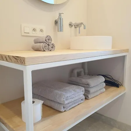 Bed & Breakfast Snooze