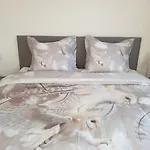Snooze 4*